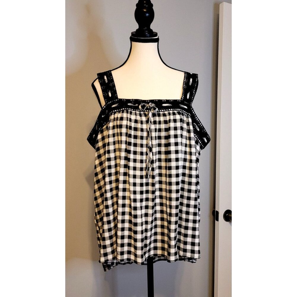NWT Torrid Warm Weather Summer Gingham Tank Top Crochet Lace Trim Plus Size 1X